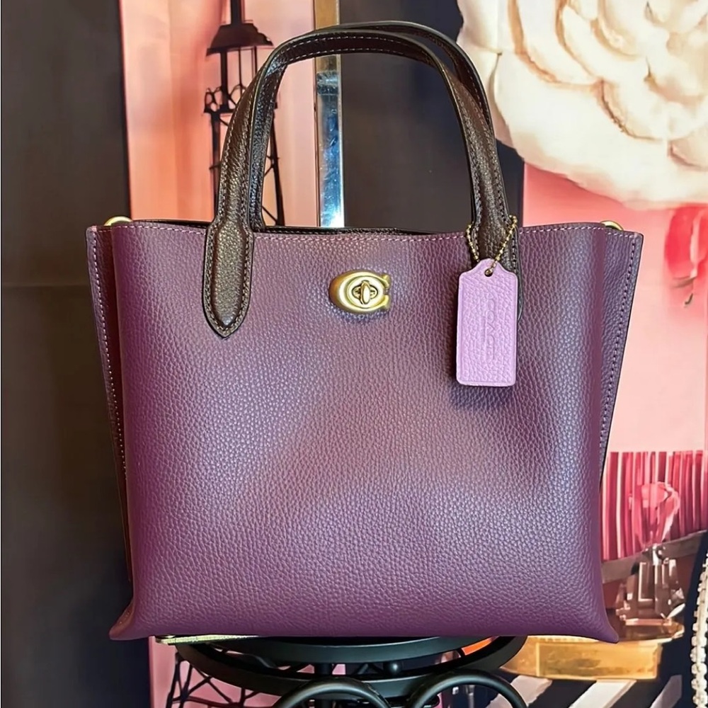 Coach Willow Tote. No Crossbody Strap.